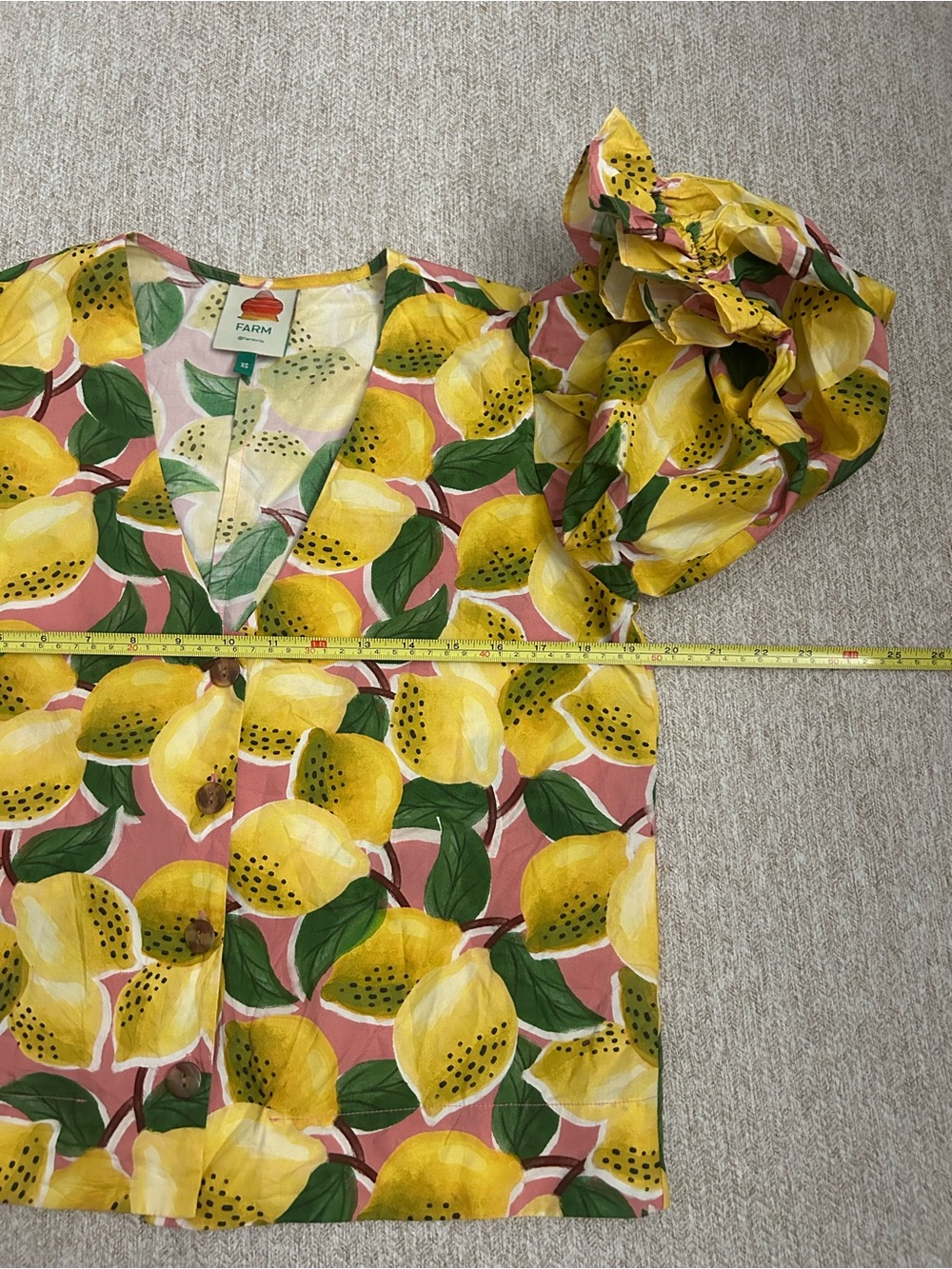 FARM Rio Fresh Lemons Puff Sleeve Button-Front V-Neck Top - Picture 9 of 10